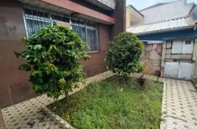 Casa na mooca, 230m2, terreno 264m2, 03 quartos sendo 01 suíte e garagem para 04 carros