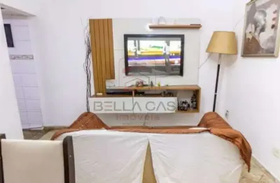 Casa térrea  à venda com 140m², 3 quartos e 2 vagas, quintal, churrasqueira