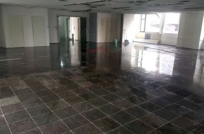 Aluga-se sala comercial 375 m2 com gerador na área privativa e comum - berrini