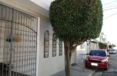 Sobrado com 2 quartos e 2 banheiros à venda, 100 m²