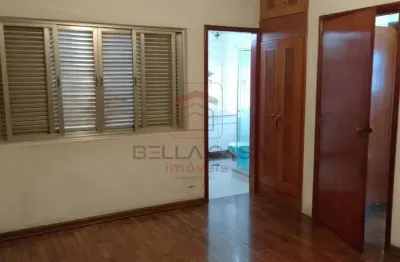 Casa com 3 quartos para alugar na Rua Henrique Peres, 103, Mooca, São Paulo