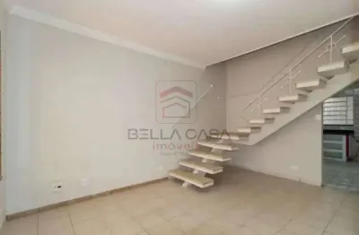 Casa com 3 quartos para alugar na Rua Valentim Magalhães, 62, Mooca, São Paulo