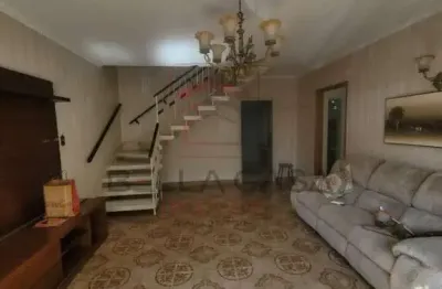 Sobrado à venda mooca - 3 quartos - 2 banheiros - 1 vaga de garagem