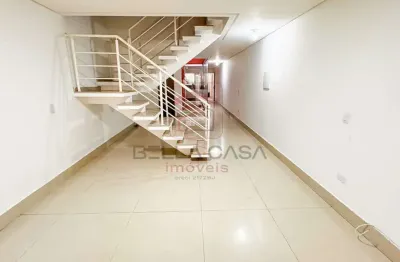 Casa com 3 quartos para alugar na Rua José Lógulo, 54, Mooca, São Paulo