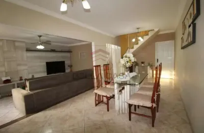 Casa com 3 quartos à venda na Rua Álvaro Moreira, 57, Vila Primavera, São Paulo