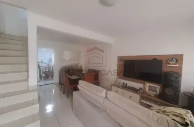 Casa a venda no bairro da mooca com 2 quartos, quintal, churrasqueira  e garagem a venda