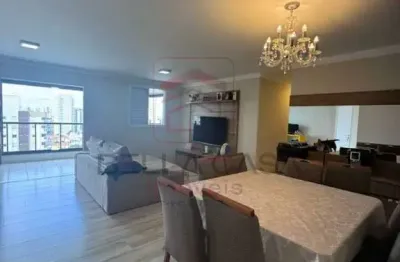 Apartamento com 03 quartos, suíte, varanda gourmet  2 vagas de garagem.