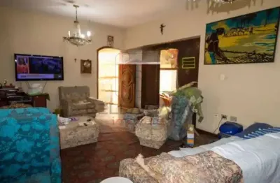 Sobrado na Vila Prudente - 350m2 - 4 dormitórios -5 vagas de garagem