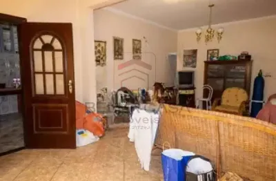 Sobrado na Vila Prudente - 350m2 - 4 dormitórios -5 vagas de garagem