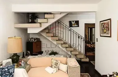 Casa com 3 quartos para alugar na Rua Henrique Peres, 165, Mooca, São Paulo