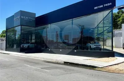 Prédio inteiro à venda ou para locação em mangabeiras - al