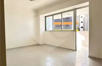 Apartamento com 3 quartos à venda em ponta verde - al