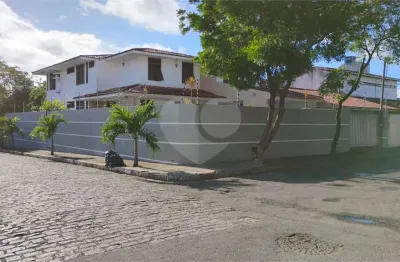 Casa com 6 quartos à venda na Rua João Norberto de Lima, 72, Gruta de Lourdes, Maceió