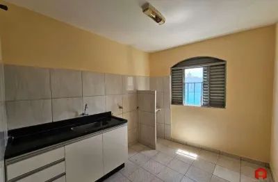 Apartamento com 3 quartos para alugar na anhangá, 380, vila brasília, aparecida de goiânia por r$ 1.200