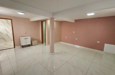 Excelente ponto comercial térreo para locação em almirante tamandaré