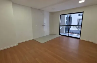 Apartamento com 2 quartos para alugar na Rua Arthur Mohr, 326, Portão, Curitiba