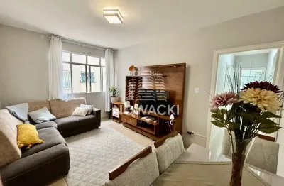 Apartamento mobiliado com dois dormitórios e uma vaga no água verde