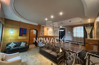 Casa residencial ou comercial com 6 vagas no água verde