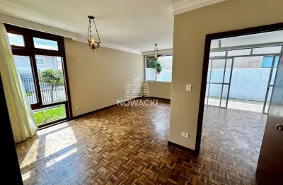 Casa térrea com 3 quartos, 4 banheiros e 177m² no vila izabel