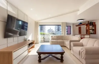 Cobertura duplex com 3 quartos e 3 vagas, 211m², no água verde