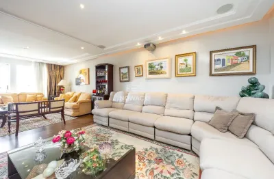 APARTAMENTO EXPLÊNDIDO, COM 3 SUÍTES, 233m2 E 4 VAGAS DE GARAGEM NO MOSSUNGUÊ