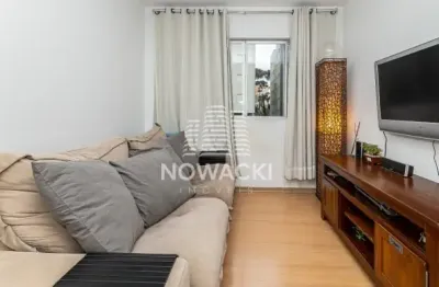 Ótimo apartamento a venda com 2 dormitórios e 1 vaga no água verde!