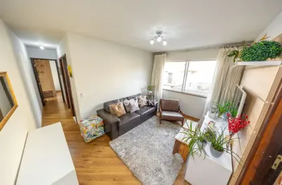 Excelente apartamento com 2 dormitórios e 1 vaga no cristo rei!