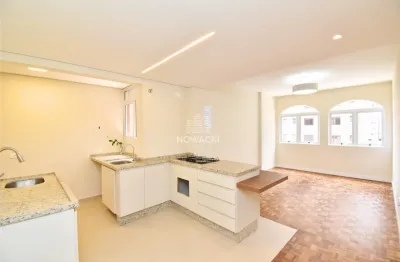 Excelente apartamento reformado com 3 dormitórios e 1 vaga no bigorrilho!