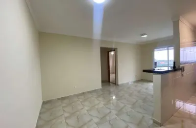 Apartamento com 2 quartos para alugar na Avenida Nossa Senhora de Fátima, 753, Vila Caiçara, Praia Grande