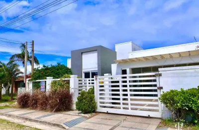 Casa de altro padrão construtivo, conceito aberto em nova tramandaí/rs
