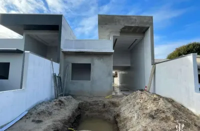 Casa moderna 3 dormitórios, 1 suíte, bairro zona nova na cidade de tramandaí/rs.
