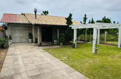 Casa térrea em nova tramandaí, praia de tramandaí/rs.