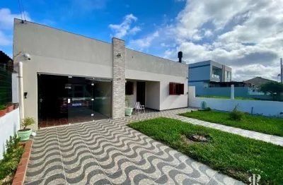 Casa com 2 quartos à venda na Castro Alves, 224, Zona Nova, Tramandaí