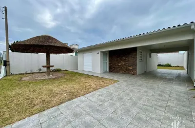 Casa com 3 quartos à venda na Rua 03 De Outubro, 3211, Zona Nova, Tramandaí