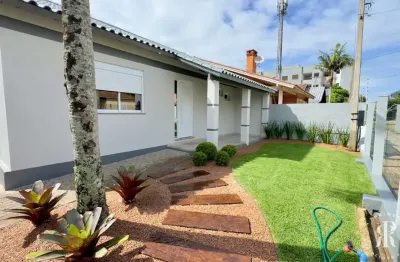 Casa com 3 quartos à venda na Rua Tuiuti, 907, Centro, Tramandaí