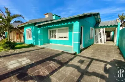 Casa com 3 dormitórios e anexo próximo ao mar a venda em nova tramandaí - rs