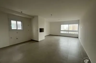 Apartamento 3 dormitórios, churrasqueira e box duplo, à 200m do mar em tramandaí