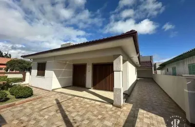 Excelente casa com 3 dormitórios e anexo no centro de tramandaí