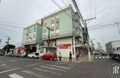 Apartamento com elevador , 02 dormitórios no centro de tramandaí