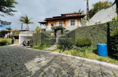Casa para venda em teresópolis, carlos guinle, 4 dormitórios, 2 suítes, 5 banheiros, 2 vagas