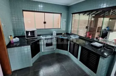 Casa com 4 quartos à venda na Avenida Atlântica, --, Enseada, Guarujá, 572 m2 por R$ 2.300.000