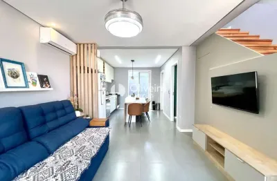 Casa em condomínio fechado com 2 quartos à venda na Rua Pinheiro-brasileiro, 33, Diácono João Luiz Pozzobon, Santa Maria