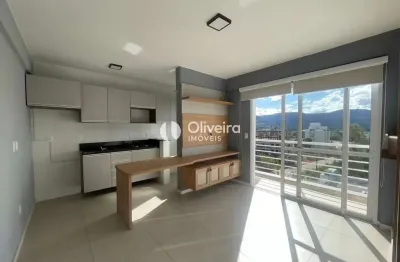 Apartamento semimobiliado com uma vista incrível, um lugar sossegado para morar.