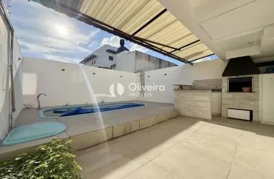 Casa com 3 quartos para alugar na Rua Neusa Silva Lopes, 151, Pé de Plátano, Santa Maria