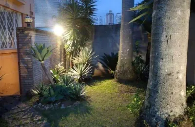 Casa comercial à venda na Avenida Arnolfo Azevedo, --, Pacaembu, São Paulo
