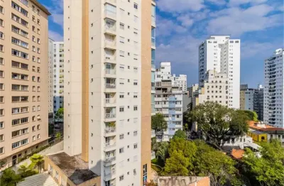 Apartamento com 3 quartos à venda na Avenida Rebouças, --, Jardim América, São Paulo