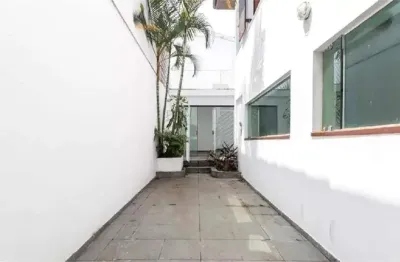Casa com 3 quartos à venda na Alameda dos Guaramomis, --, Planalto Paulista, São Paulo