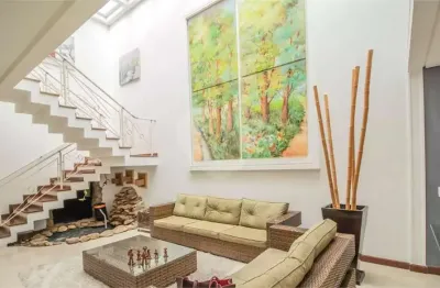 Casa com 4 quartos à venda na Avenida Piassanguaba, --, Moema, São Paulo