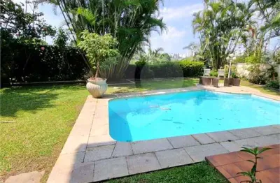 Casa em condominio fechado no morumbi - 4 suites - 5 vagas