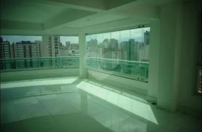 Ótima cobertura, nunca habitada, rua tranquila e arborizada, em moema índios, fora rota, 4 vagas!